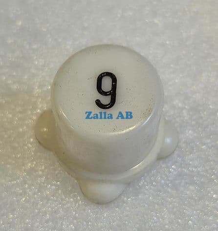 ASEA TRYCKKNAPP, VIT SYMBOL 9